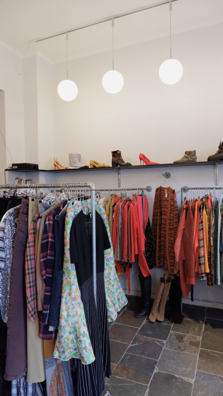 Foto af First Class Second Hand butik